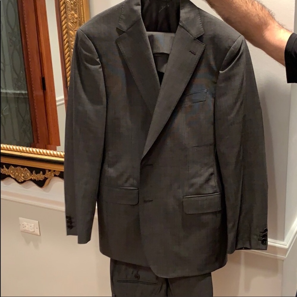 Salvatore Ferragamo grey suit!! NEW!! NWT